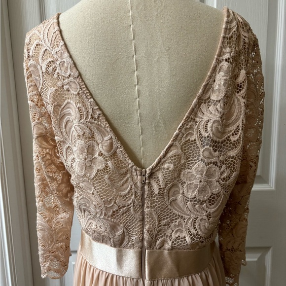 Ever Pretty Plus Size Lace Evening Dress with Half Sleeves - Picture 7 of 11